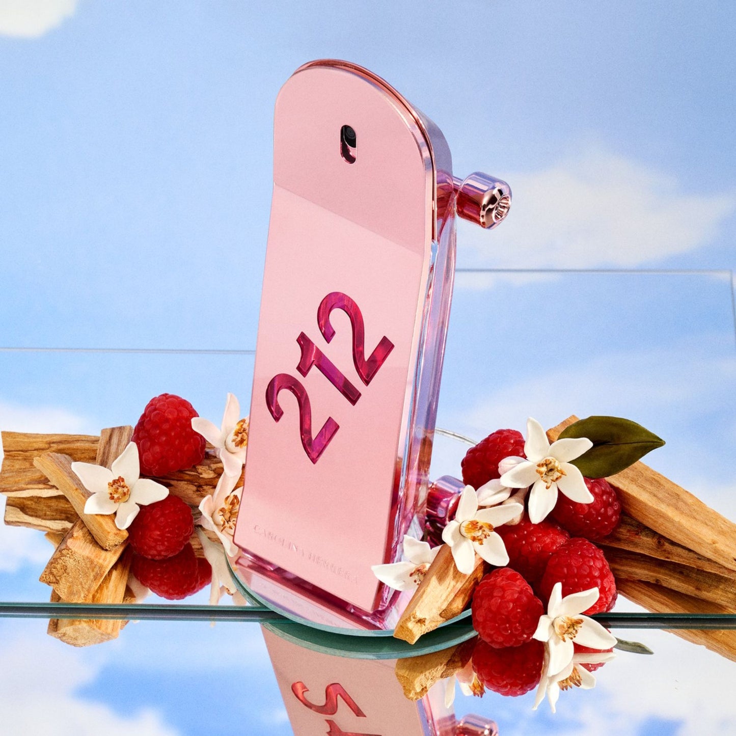 Carolina Herrera 212 Heroes Forever Young EAU DE PARFUM - Women